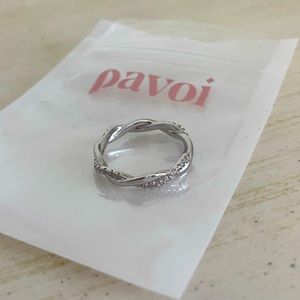Pavoi ring, about size 8 or 9